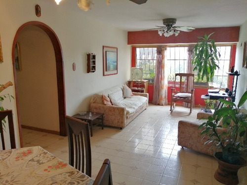 Imagen 1 de 6 de Apartamento En Naguanagua La Paz Foa-1465 Zoraida Araujo 04244574535