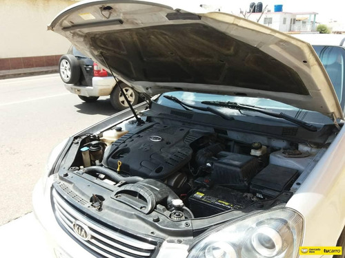 Kia Optima V6 Xe