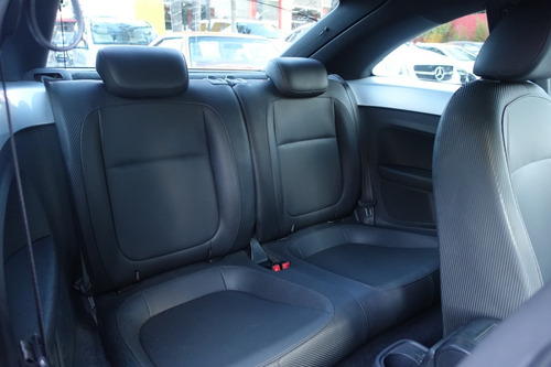 Imagen 11 de 13 de Volkswagen Beetle Sport 2015