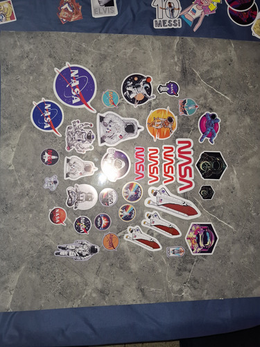 Calcomanías Rick & Morty Sticker Laptop Pared Puerta Celular