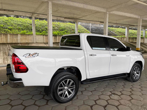 Toyota Hilux 2017 2.8 Tdi Srx Cab. Dupla 4x4 Aut. 4p