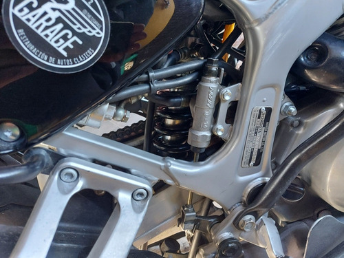 Imagen 12 de 20 de Honda Aftica Twin 750 2001