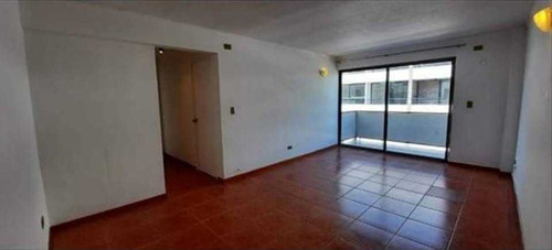 Depto 2d 2b 1e Metro Plaza Egaña (95555)