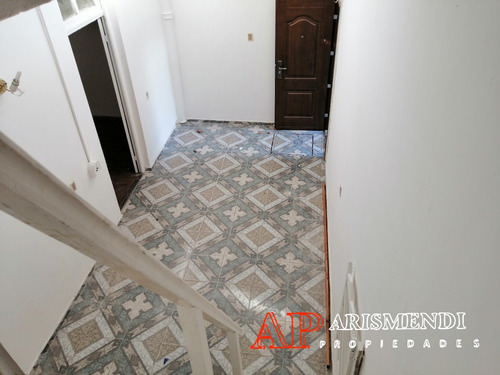 Apartamento De Dos Dormitorios En Linda Ubicación En Brazo Oriental!!!!!