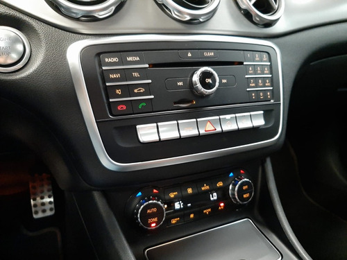 Mercedes-Benz Clase GLA 2.0 250 Cgi Sport Con Techo Panoramico At