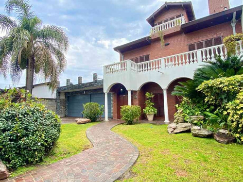 Imagen 2 de 14 de Chalet En Venta En Ituzaingo Norte