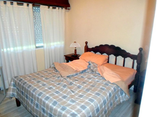 Imagen 5 de 12 de Casa En Venta En Burzaco Este