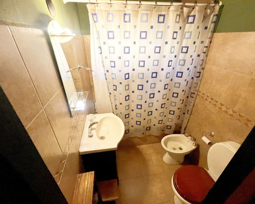 Venta Casa 2 Ambientes Jardín Parrilla Turdera