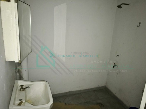 Imagen 10 de 15 de Carmelo - Destacada Propiedad Comercial