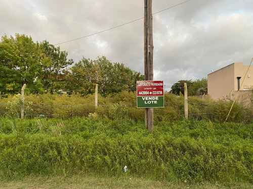 Imagen 2 de 4 de Terreno Comercial En Venta - Ruta 192, Lujan.