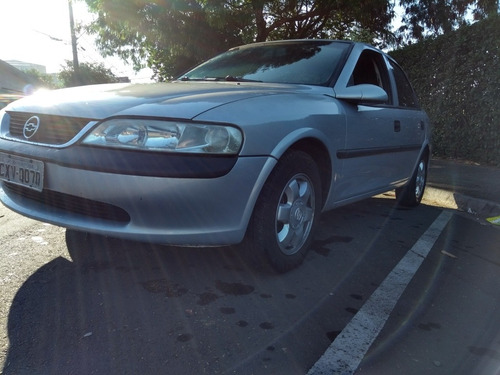 Chevrolet Vectra 1999 2.2 Gls 4p