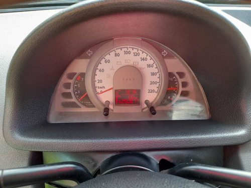 Volkswagen Gol 1.6 I Power 701 2010
