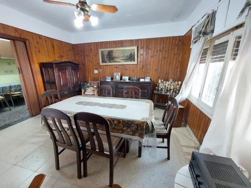 Imagen 3 de 22 de Terreno C/casa En 1 Planta De 3 Amb Con Jardin Y Terraza. Oportunidad.