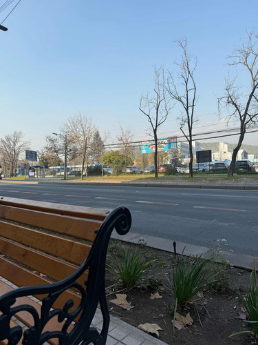 Increíble Local Comercial En Avda Las Condes