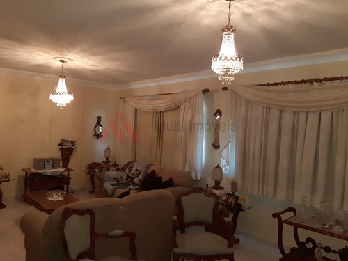 Ótimo E Amplo Apartamento Entre As Ruas Hugo Cabral E Pernambuco - Edifício Líder - Mi591