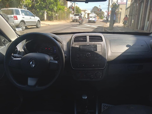 Imagem 5 de 8 de Kwid