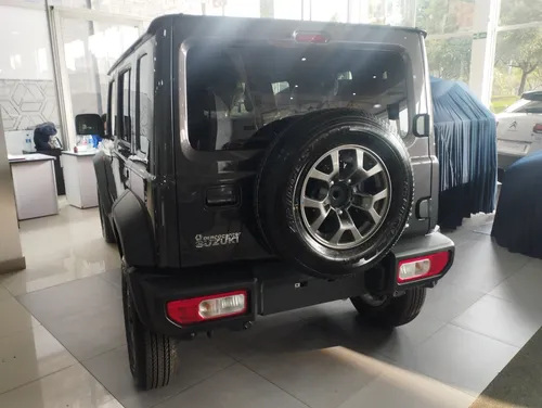 Suzuki Jimny 5 Puertas 4x4 At/ Con Bajo/off Road/2026