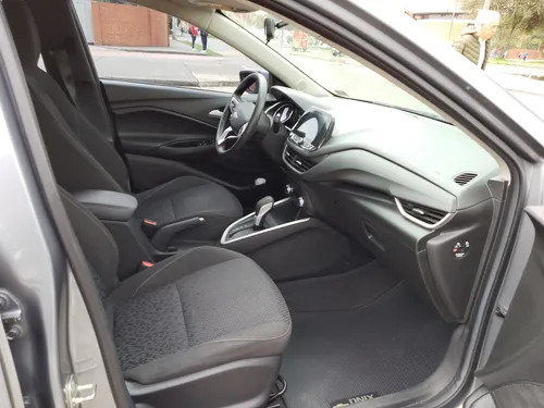 Chevrolet Onix 1.0T Ltz At