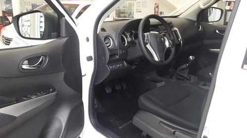 Nissan Frontier Xe 4x4 6mt 0km