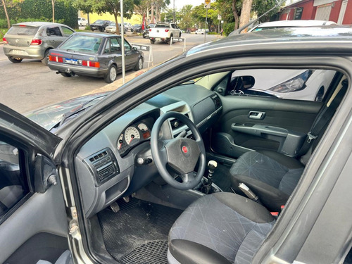 Fiat Palio 1.4 MPI ELX 8V FLEX 4P MANUAL