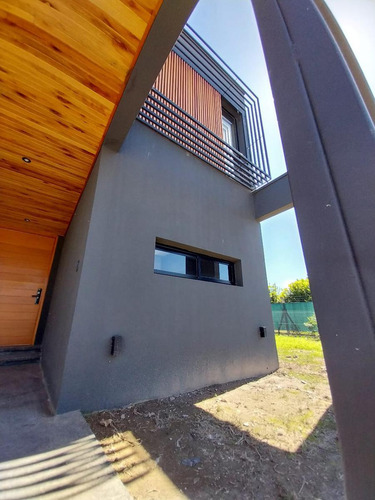 Espectacular Casa En Venta En Alto Verde 3, Yerba Buena