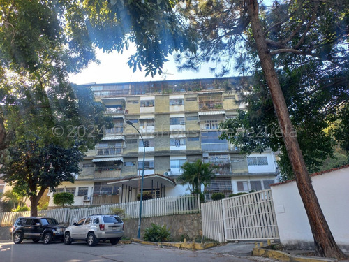 Apartamento En Venta Vista Alegre Caracas 24-16582 Mr.