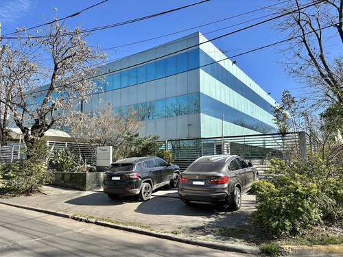 Importante Piso De Oficinas En Moderno Edificio A Mts. De Au. Panamericana, En Martinez.