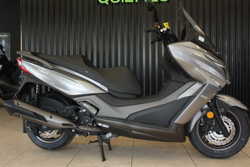 Imagen 4 de 25 de Xtown 250i Scooter Kymco// Kawasaki Quilmes