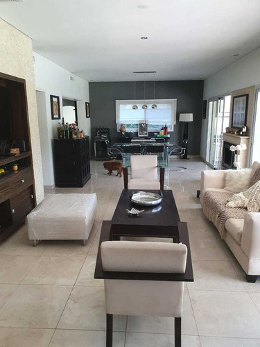 Venta Casa 332m2 Country San Carlos 2 Plantas Lote Central