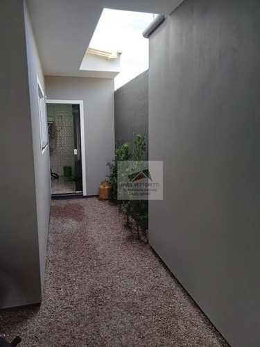 Imagem 19 de 30 de Casa A Venda No Bairro Rio Vermelho Em Florianópolis - Sc. - 4824-1
