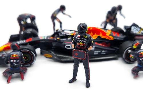 Sergio Checo Perez Pits Diorama Red Bull Racing Mini Gt 1:64