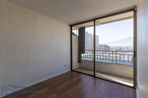 Excelente Departamento 2d 1b Frente Estación Metro Ñuble