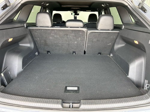 Volkswagen Cross Sport 3.6 Fsi V6 R-Line Auto 4Wd