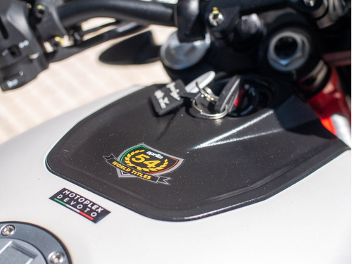 Imagen 12 de 25 de Aprilia Shiver 900cc 95cv Permuta Concesionario Oficial