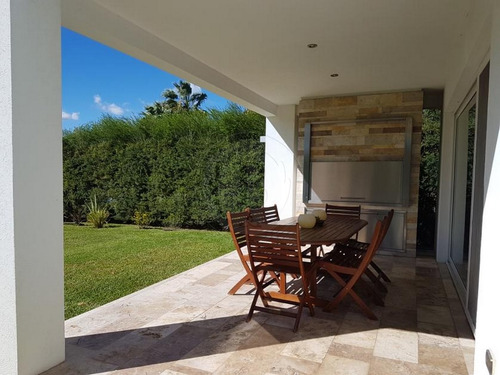 Imagen 11 de 12 de Bustamante Prop. Nordelta Castores 9986 Casa Venta
