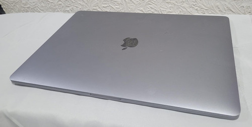 Apple Macbook Pro 15 2019, Intel Core I7-9th, Ram 16gb Plateado (Usado)