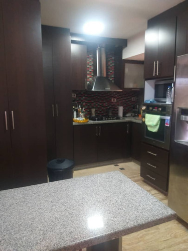 Imagen 6 de 13 de Casa En Venta En Parque Caiza Gabriela Irañeta