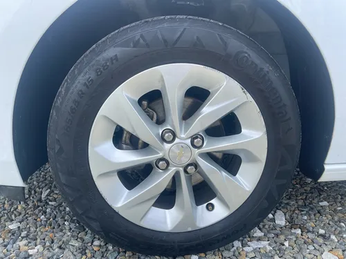Chevrolet Onix LTZ AT 4X2 1.0