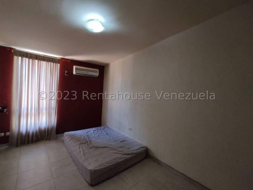 Vendo Casa En Urbanización Corinsa Colonial (cagua), Código 25-13050 Cm Leer Descripción