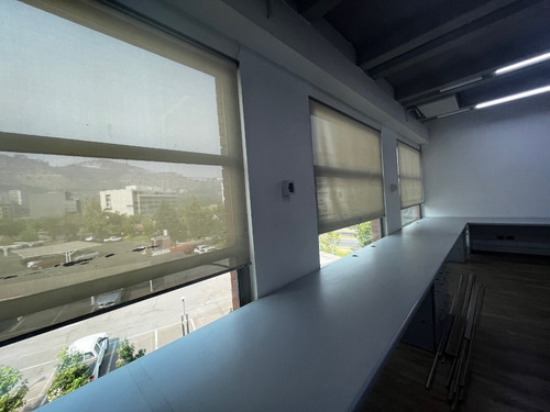 144m2 Habilitada Nororiente Semiamoblada Impecable