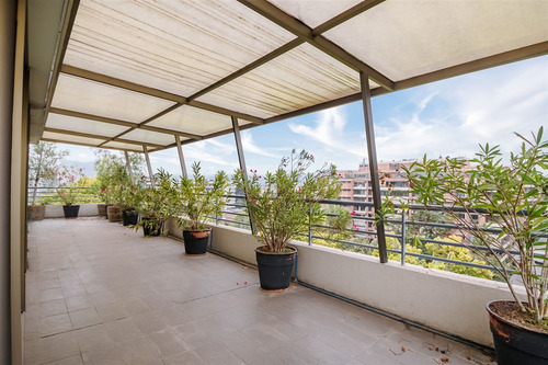 Departamento En Venta En Vitacura