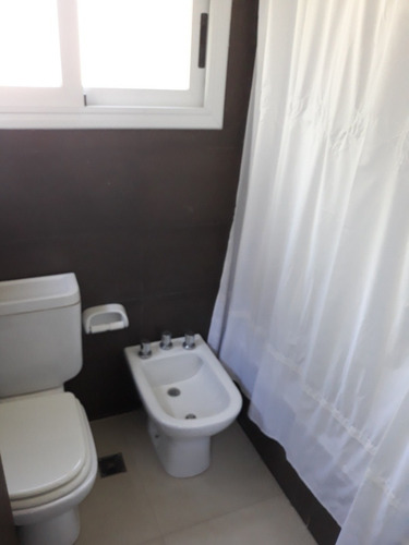 Imagen 9 de 12 de Triplex De 3 Dormitorios Y 2 Baños Pinamar Duplex