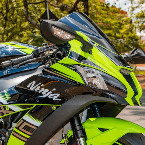 Imagem 2 de 10 de Moto Kawasaki Zx-10r Verde E Preta Ano 2017