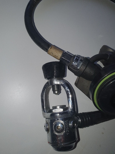 Imagen 2 de 5 de Regulador De Buceo