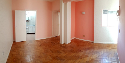 Imagen 10 de 30 de Piedras Al 1300 Y Av. Juan De Garay, San Telmo. Segundo Piso Por Escalera. 2 Ambientes. Superficie Total 80 M2. Super. Cubierta 42 M2. Terraza Anexable De 38 M2. Dormitorio Grande. Conexión Lavarropas