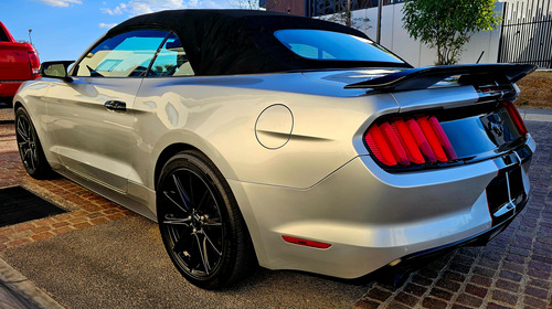 Ford Mustang 2.3 convertible automatico