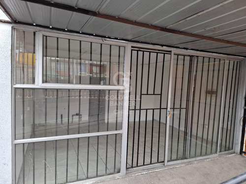 Excelente Local Comercial/bodega En Sector Norte