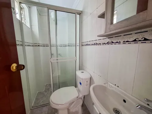 Apartamento Para Arriendo Libre De Servicios En Laureles