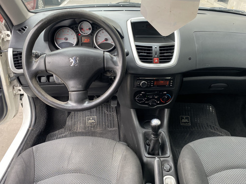 Peugeot 207 1.4 Allure 75cv