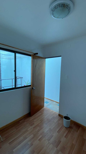 Se Vende Inmueble 8h 3b Altos Club Hípico. (83743)